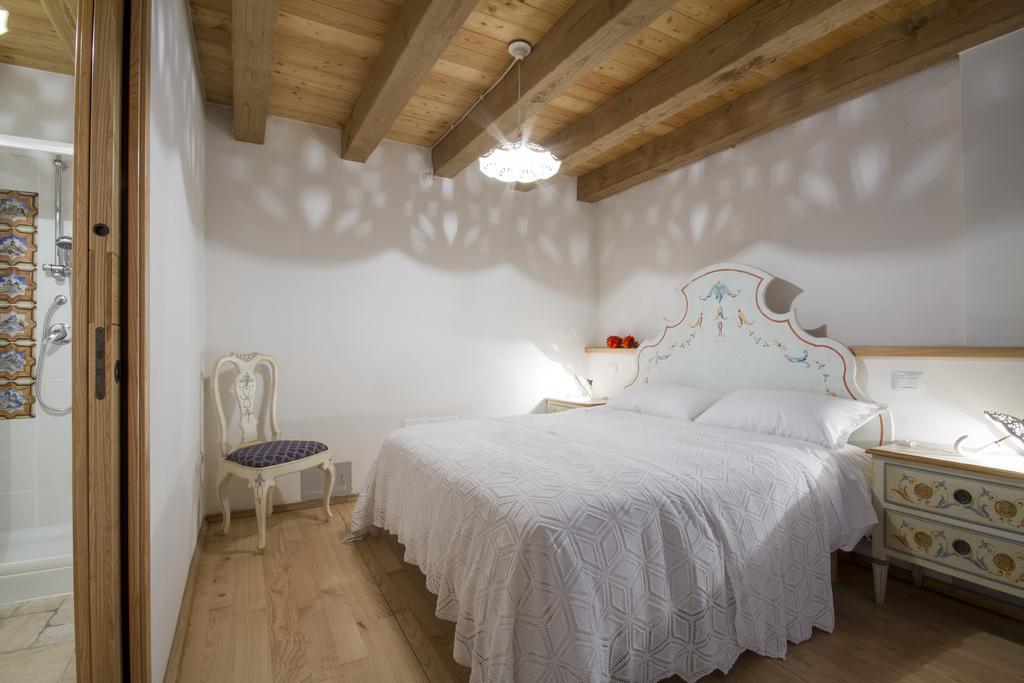 Casa Ursic Scrittore Grimacco Phòng bức ảnh