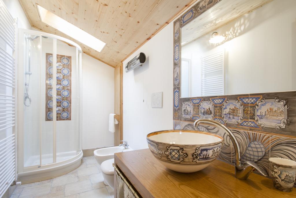 Casa Ursic Scrittore Grimacco Phòng bức ảnh